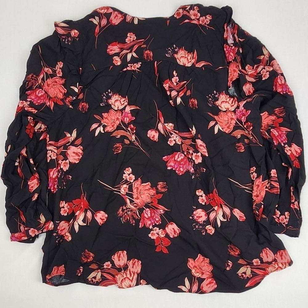 Torrid Black Challis Ruffle Trim Pullover Top/ Floral Print Flowy Blouse - Picture 8 of 10